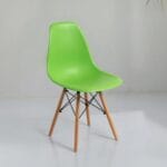 Silla Eames Nórdica Verde  Sofisticada