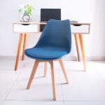 silla ema tulip azul marino